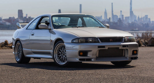 Nissan Skyline R33